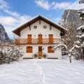 facade sous la neige