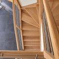 Escalier en bois et carrelage